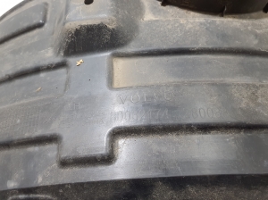 VOLVO EX30 I (2023–2026) Priekšējais apakšspārns 80032174 - 2
