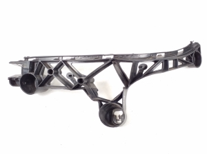 Rear bumper bracket - A1728850665