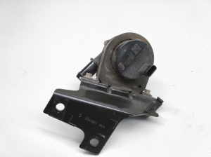 Ford Mustang Mach-E Mach-E (2020–2026) Tsirkulatsioonipump LJ938C590PA - 4