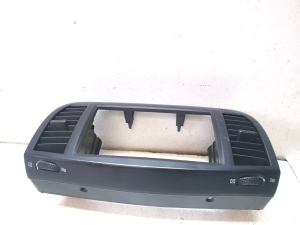 NISSAN Micra K12 (2002–2010) Interior ventilation grilles 68260BG02C - 2