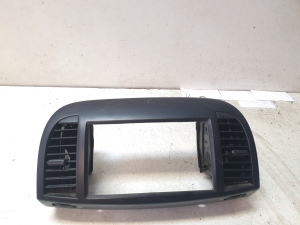 NISSAN Micra K12 (2002–2010) Interior ventilation grilles 68260BG02C - 5