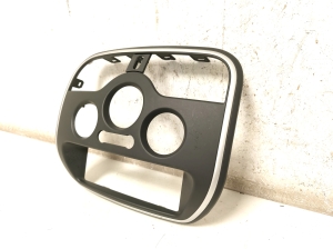 RENAULT Kangoo (2008–2020) Dashboard trim 682608894R - 2