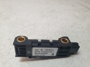 NISSAN Micra K12 (2002–2010) Airbagsensor 98830AY00A - 2