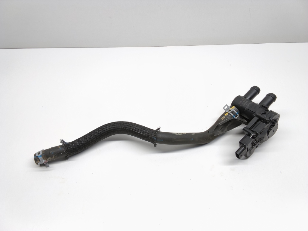 Ford Mustang Mach-E Mach-E (2020–2026) Tsirkulatsioonipump LJ938C605BC Ford Mustang Mach-E Mach-E (2020–2026) Tsirkulatsioonipump LJ938C605BC