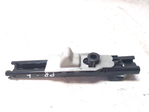 Seat belt height adjuster - 33016525A
