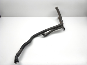 Ford Mustang Mach-E Mach-E (2020–2026) Jahutusradiaatori voolik LJ938B555CA - 4