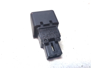 Hazard light switch - 06019
