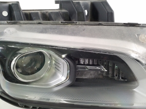 Hyundai Kona (2017–2023) Esituli 92102J9150 - 2