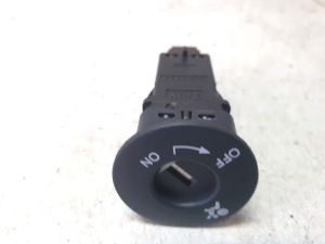 Airbag switch - 25585DC600