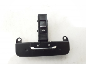 Porsche Macan (2014–2026) Heated seat switch 95B907049L - 2
