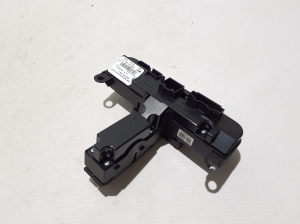 Porsche Macan (2014–2026) Heated seat switch 95B907049L - 5