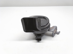 Ford Mustang Mach-E Mach-E (2020–2026) Helisignaal LJ9T13801BA - 3
