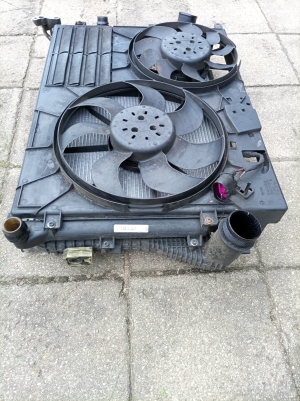 Volkswagen Sharan (2010–2026) Ensemble de radiateurs et ses pièces 7N0121207D - 6