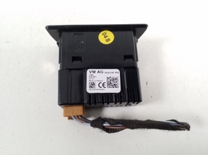 Volkswagen ID.3 C (2019–2026) USB port 2G6035954 - 2