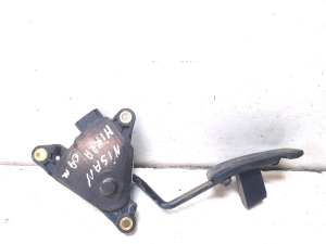 Accelerator pedal - 18002AX700
