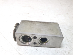 NISSAN Micra K12 (2002–2010) Klimaschlauch Ventil 2AC06520405094 - 3