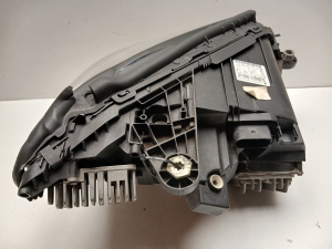 Mercedes Benz C-Class 205 (2014–2021) Esituli A2059068901 - 8