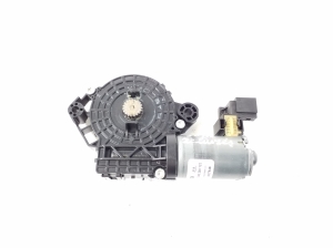 Mercedes Benz C-Class 205 (2014–2021) Schiebedachmotor A1769068700 - 2