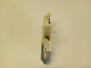 Volkswagen Passat B7 (2010–2014) Rear side door window regulator motor 974225320 - 4