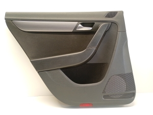   Türverkleidung hinten und ihre Teile  - 3AF867211 