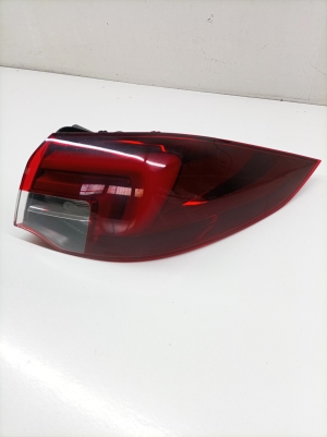 Opel Insignia (2017–2026) Hintere Eckleuchte und ihre Teile 39125836 - 3