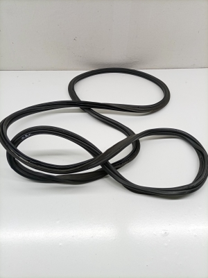 Opel Insignia (2017–2026) Trunk seal (on body) 13451479 - 2
