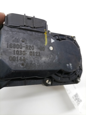 Honda Civic IX (2011–2015) Drosselklappe 16800RZ0 - 5