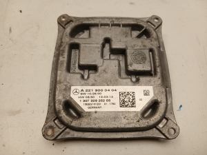 Mercedes Benz S-Class 221 (2005–2013) Ksenoontulede juhtplokk A2219000404 - 2