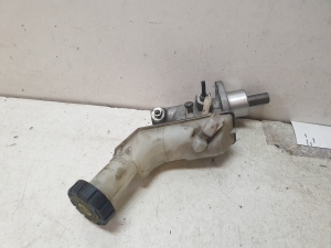 NISSAN Micra K12 (2002–2010) Brake master cylinder 8200129956 - 2