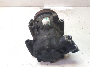 NISSAN Micra K12 (2002–2010) Konditsioneeri kompressor 8200953359 - 3