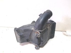 NISSAN Micra K12 (2002–2010) Luftfiltergehäuse 8200398990 - 2