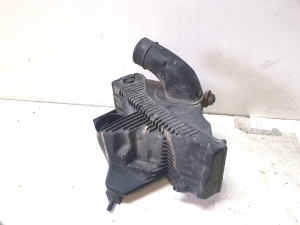 NISSAN Micra K12 (2002–2010) Luftfiltergehäuse 8200398990 - 4