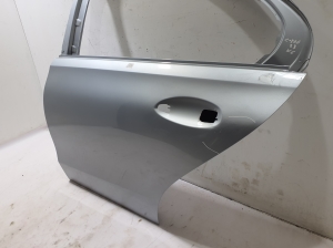 Mercedes Benz C-Class 206 (2021–2026) Tagumised küljeuksed A2067303702 - 3