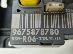 Peugeot 308 (2007–2015) Kaitsmekarp salongis 9675878780 - 2