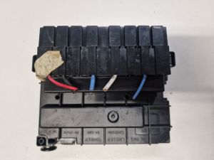 Peugeot 308 (2007–2015) Kaitsmekarp salongis 9675878780 - 2