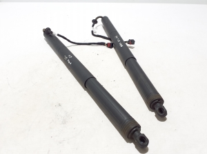 Porsche Macan (2014–2026) Trunk lid strut 95B827851F - 2