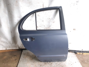Rear side doors