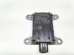   Blind spot radar Distronic  - KR9P67Y30D 