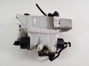 Coolant reservoir - 109701600D