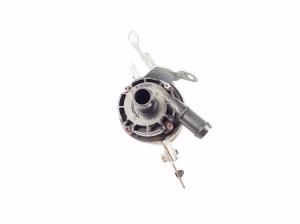Mercedes Benz GLA-Class 156 (2013–2019) Auxiliary water pump A0005000686 - 3