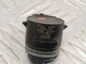 Tesla Model 3 3 (2016–2024) Rear parking sensor 112750313C - 2