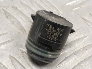 Tesla Model 3 3 (2016–2024) Rear parking sensor 112750313C - 3