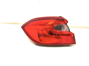 Ford Fiesta (2017–2026) Eckleuchte hinten H1BB13405AJ - 9