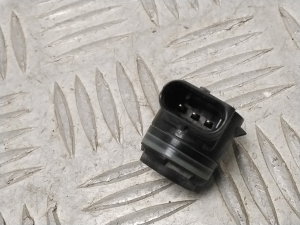 Tesla Model 3 3 (2016–2024) Rear parking sensor 112750301D - 3