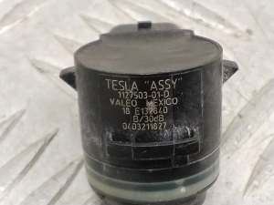 Tesla Model 3 3 (2016–2024) Rear parking sensor 112750301D - 4