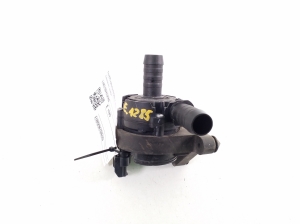 Zusatzwasserpumpe - L1M318D473PAD