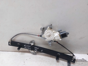 Front door window regulator - 5XR24049