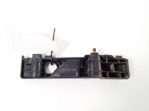 Front bumper bracket - 86514J9000
