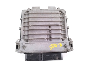 Mercedes Benz C-Class 205 (2014–2021) Motorsteuergerät A2749000800 - 2