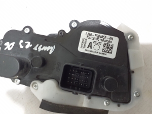 Ford Mustang Mach-E Mach-E (2020–2026) Tagumise külgukse lukk LJ8BR264B52AN - 2